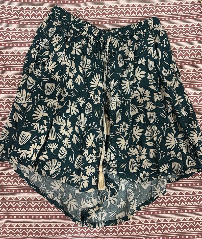 Floral Print Green Shorts