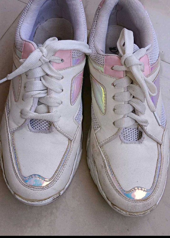 Sports Shoes 👟🎉