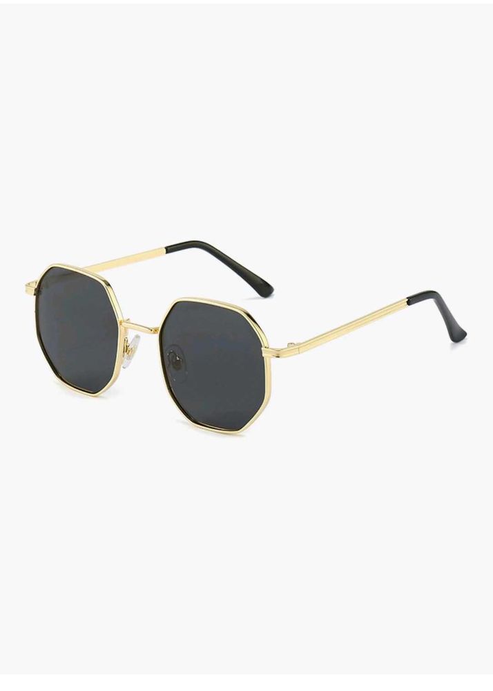 Gorgeous Sunglasses In Golden Frame