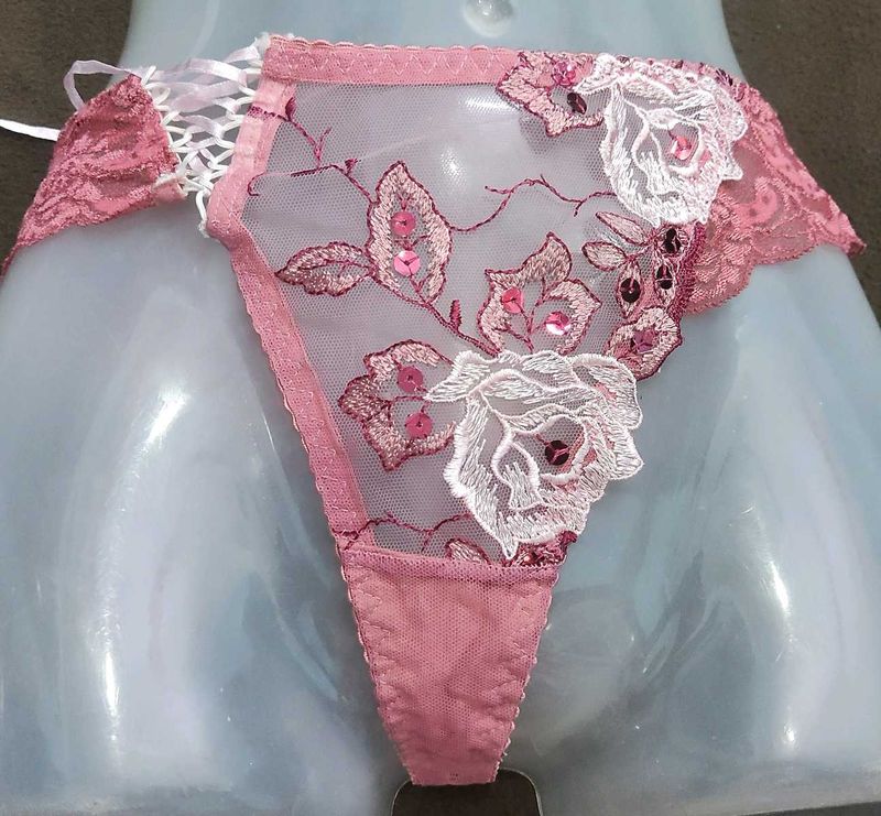 Floral Lace Panty 🔥