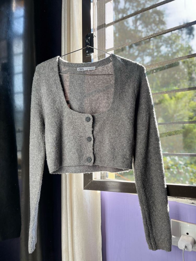 ZARA Gray Cropped Cardigan
