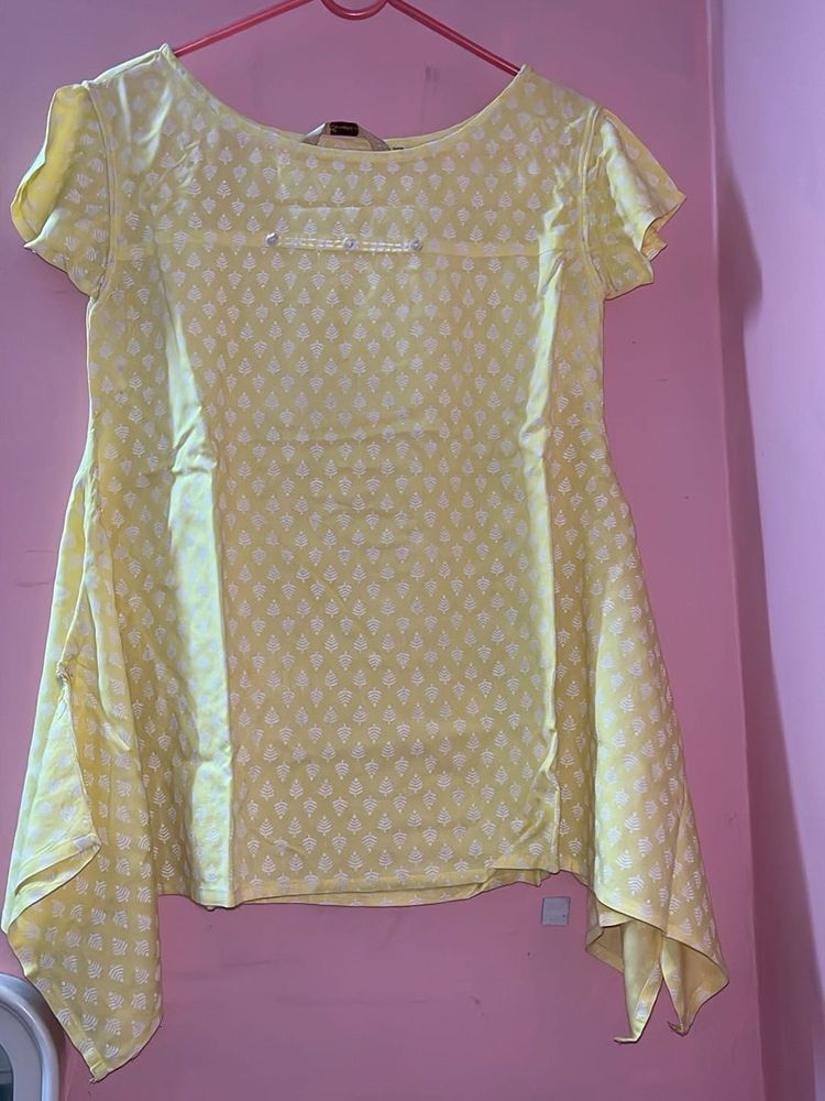 Yellow Printed tunic Top