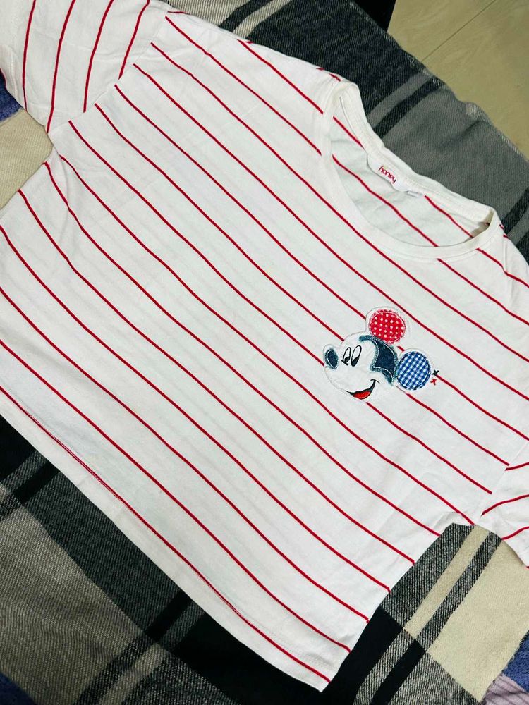 White Boxy Crop Top By Pantaloons