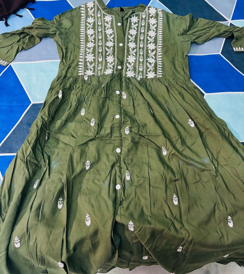 Olive Green Embroidered Kurta