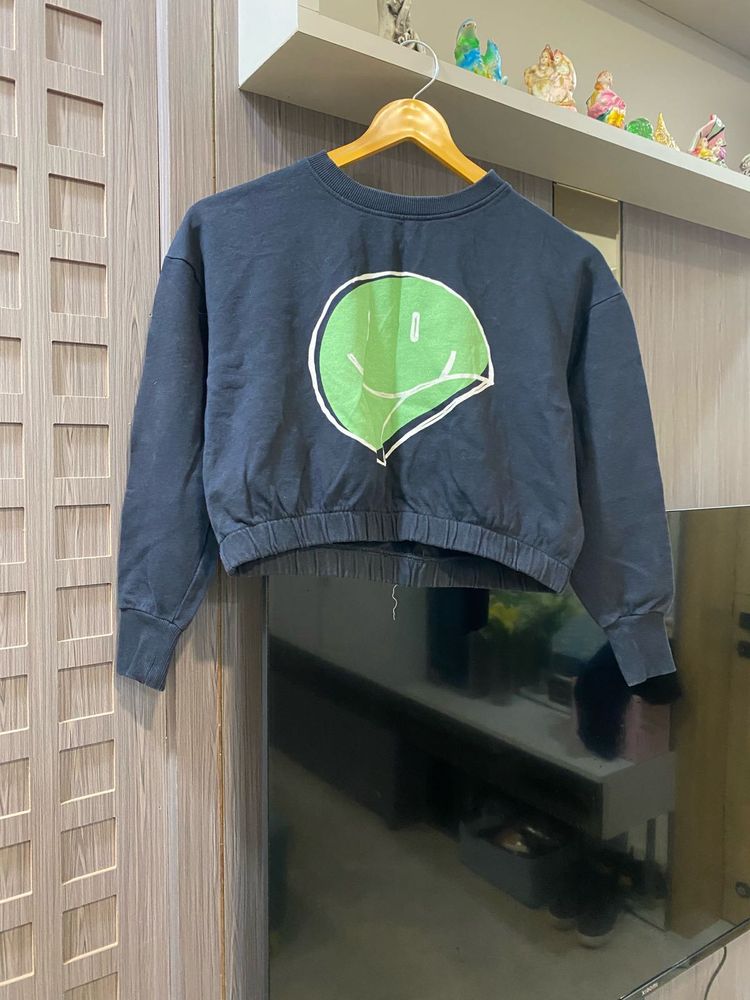 Graphic Print Crop Top