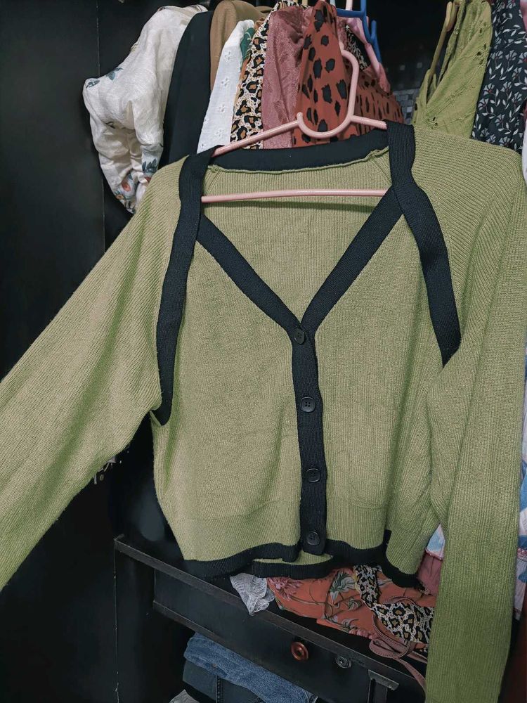 Olive Green Contrast-Trim Knit Cardigan