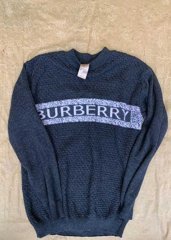Burberry orignal Sweater