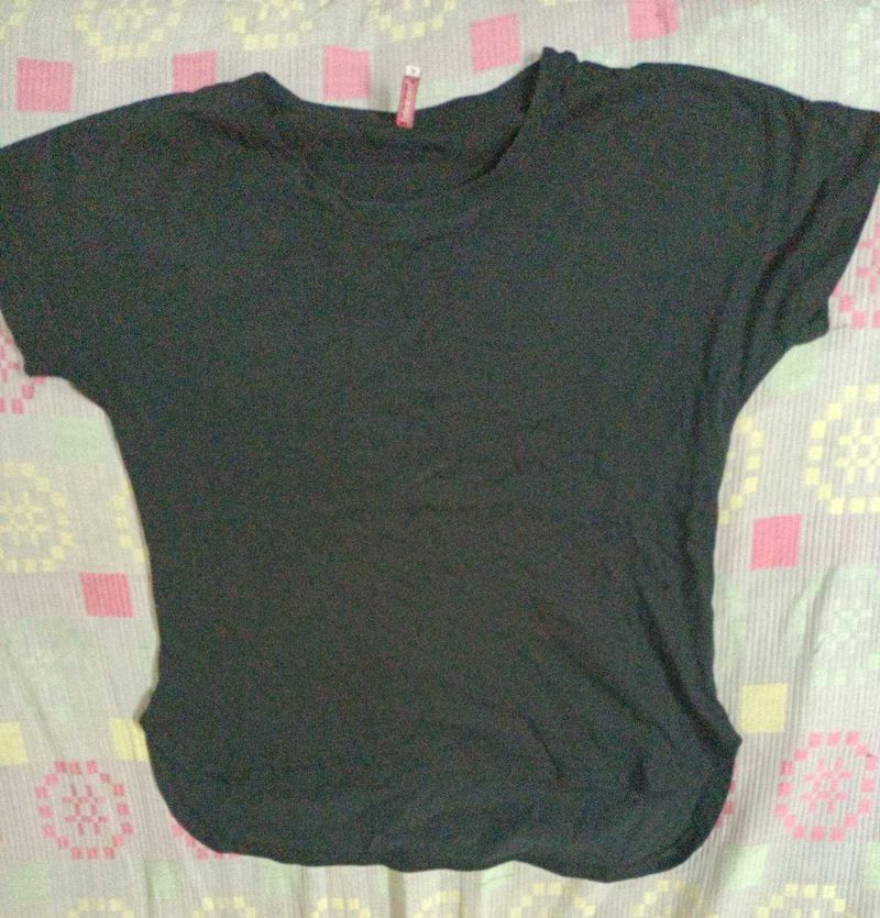 Black Regular Tshirt 🖤