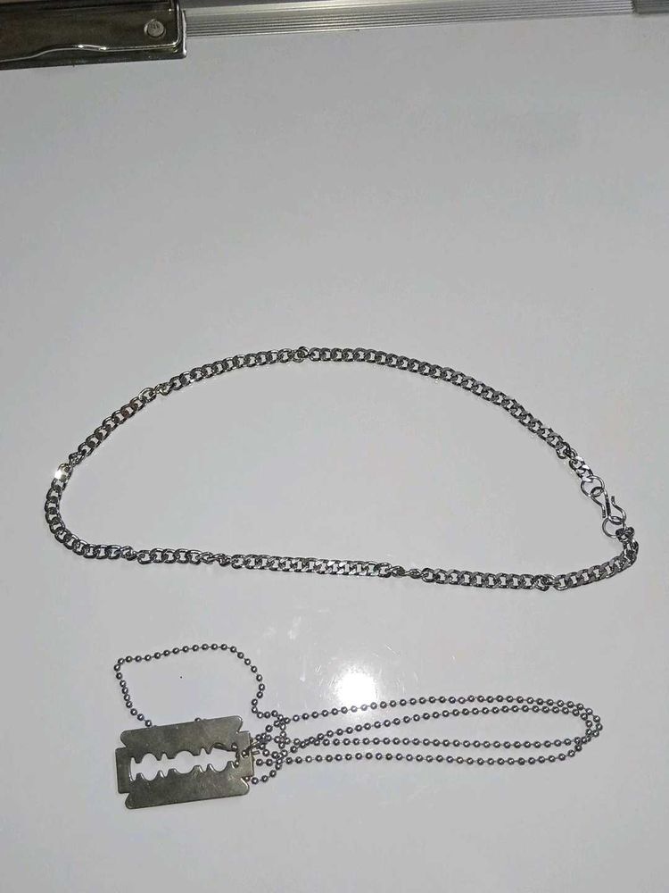 Razor Blade and cuban pendant chain