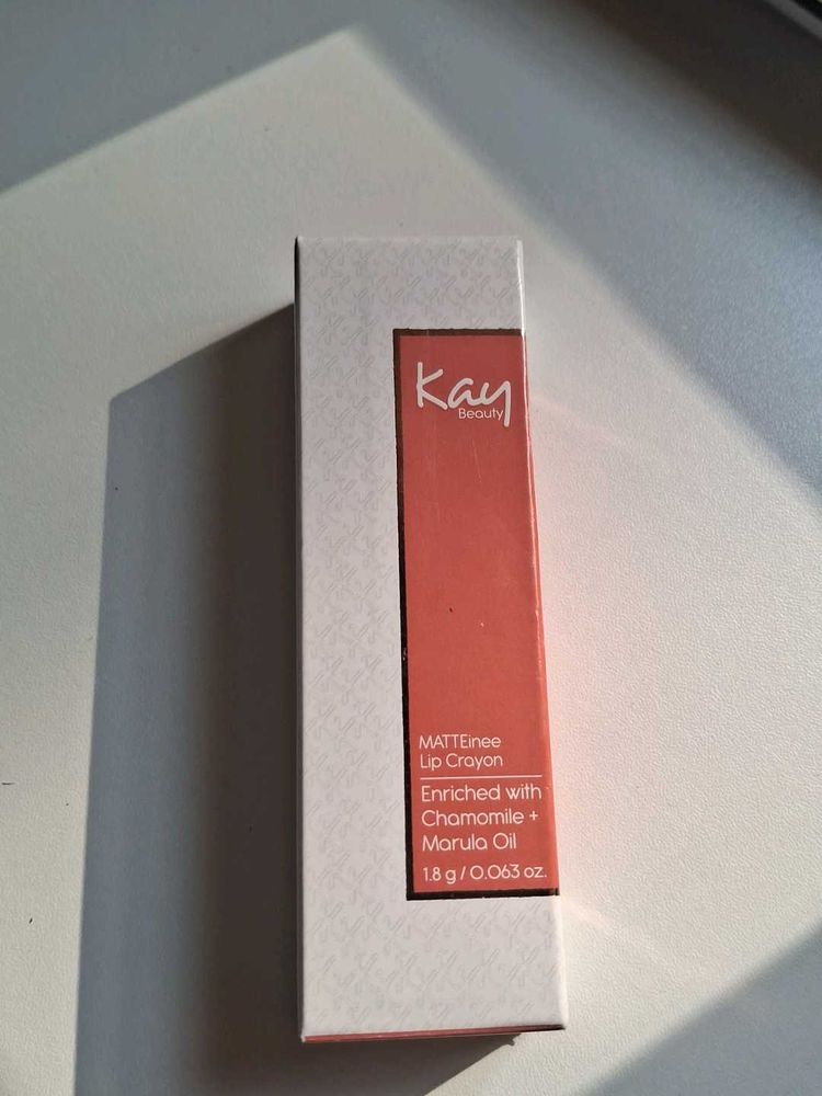 Kay Beauty MATTEinee Lip Crayon / Fraternity