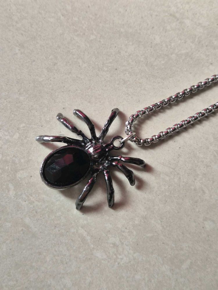 Spider Pendant Necklace