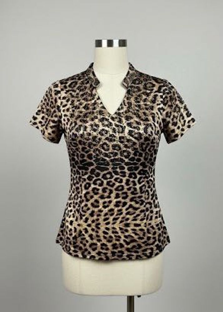 Leopard Print Top v neck