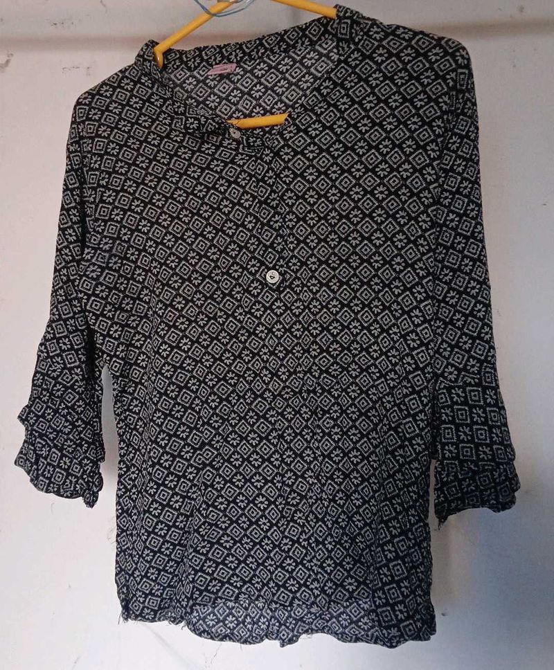 3/4 Sleeve Black And White Top