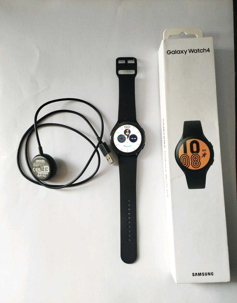 Samsung Galaxy Watch 4