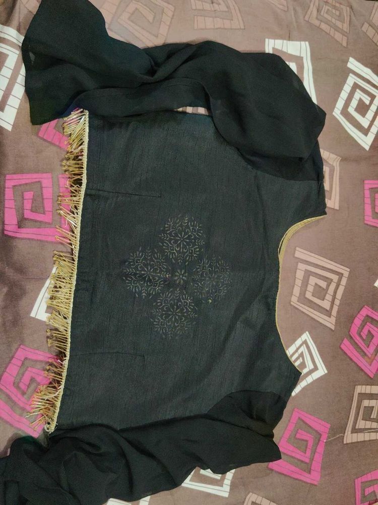 Elegant Black Blouse