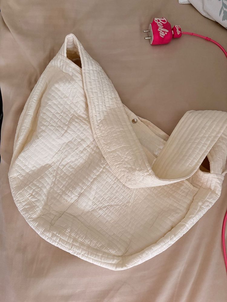 white hobo Korean sling Bag