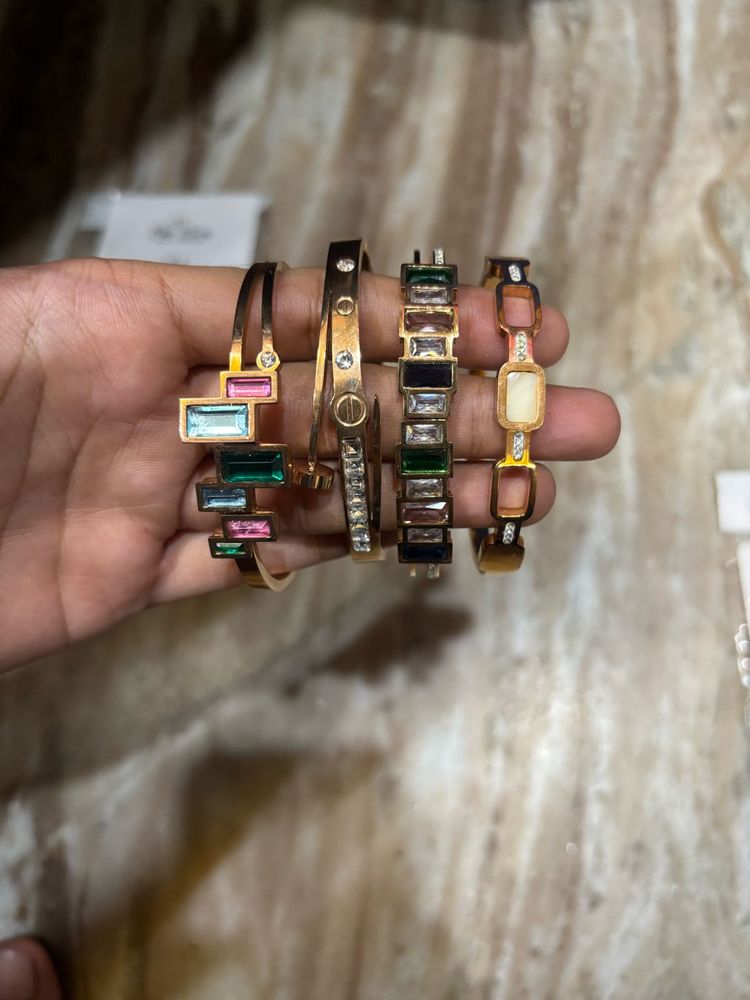 Anti tarnish Bracelet