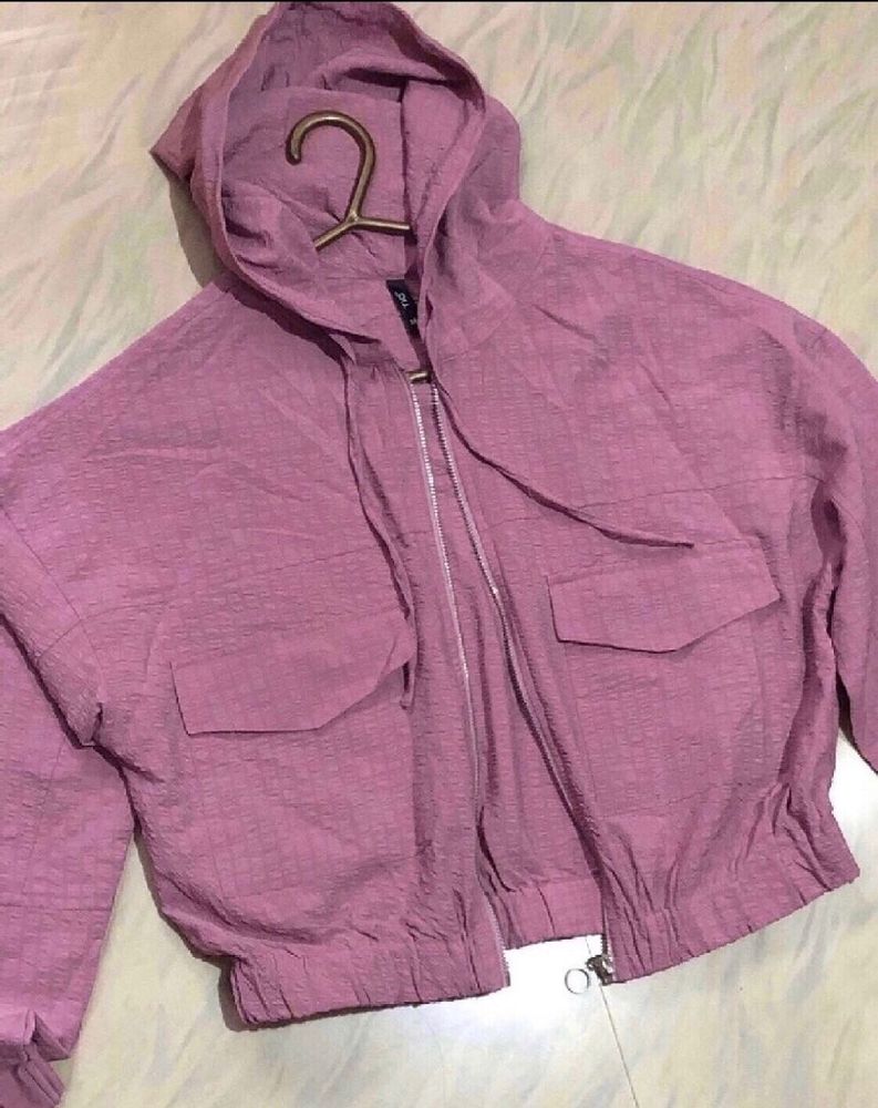 Jacket/zipper Top