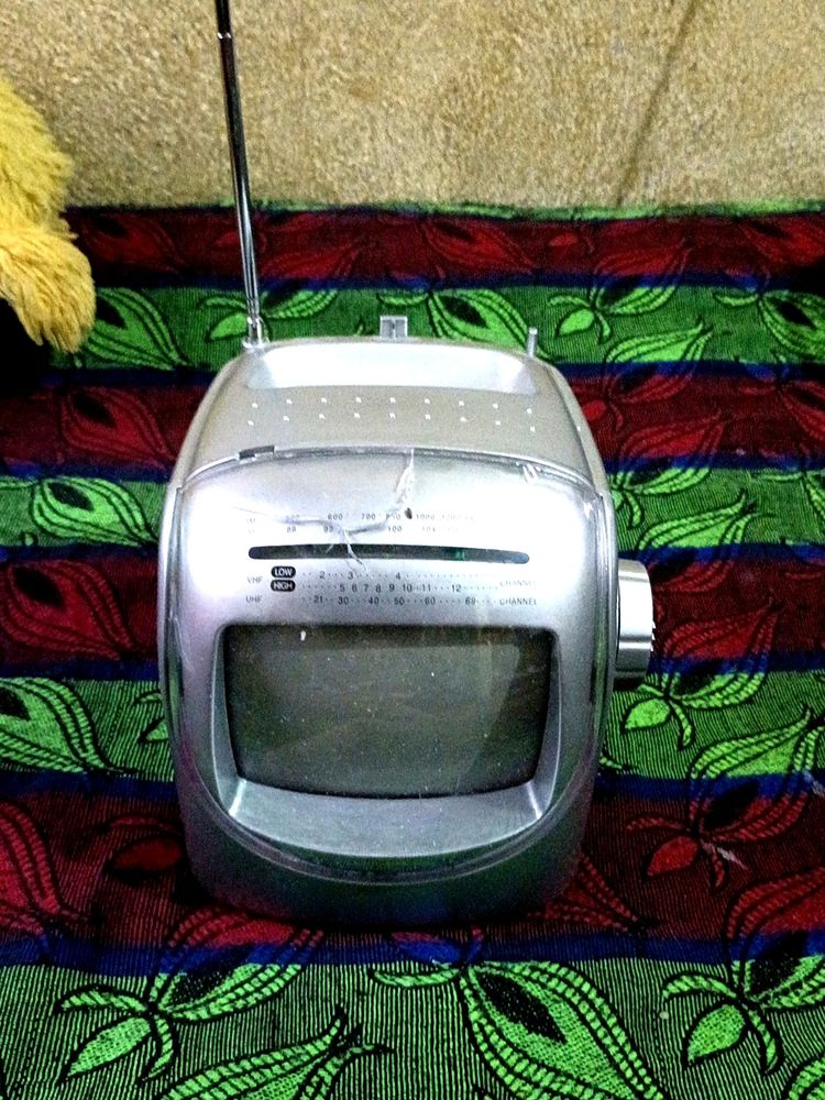 TV Small Old Type Tele Brand Radio Audio