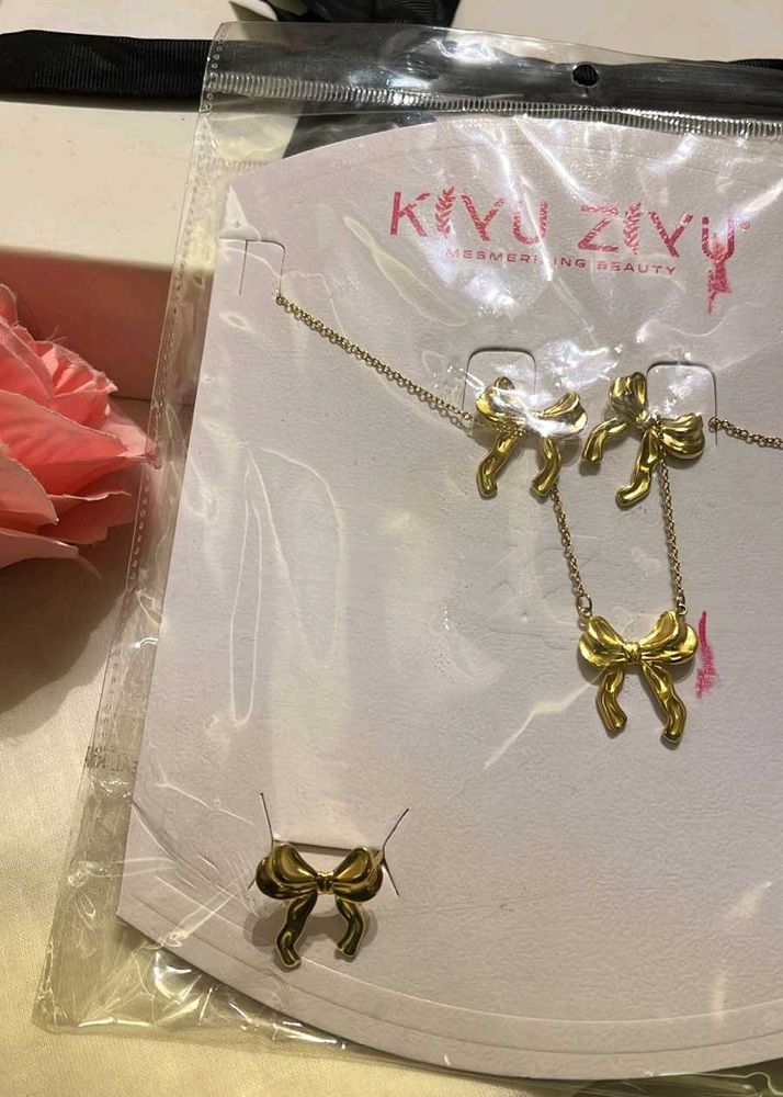 Necklace