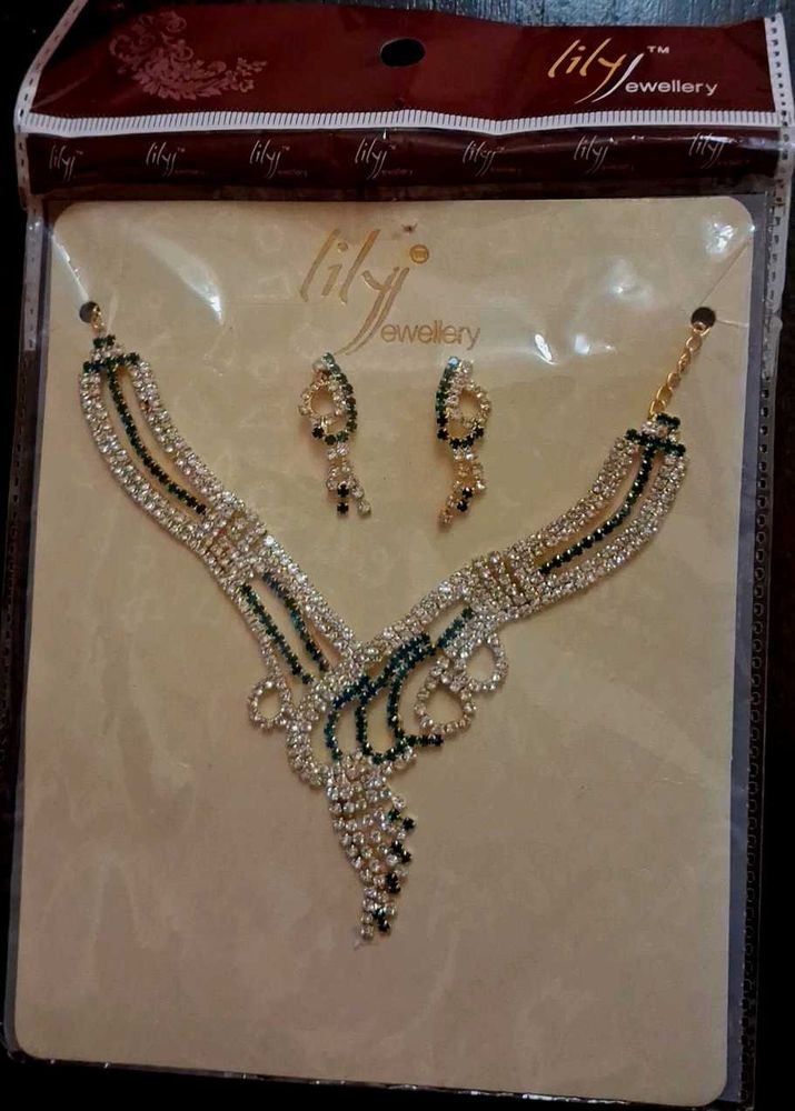 Lily Jewellery Set