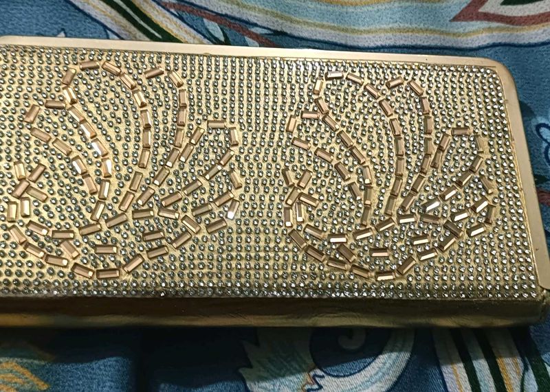 Golden Colour New Clutch