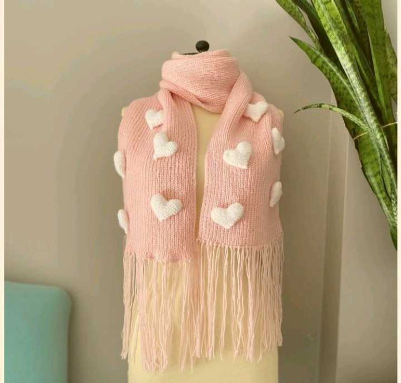₹500 Pink Heart Knit Scarf