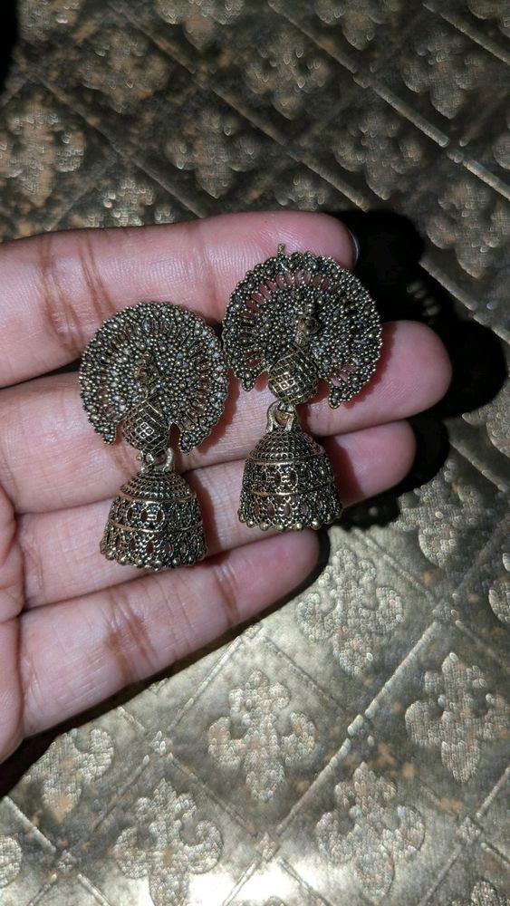 Ethenic Earing