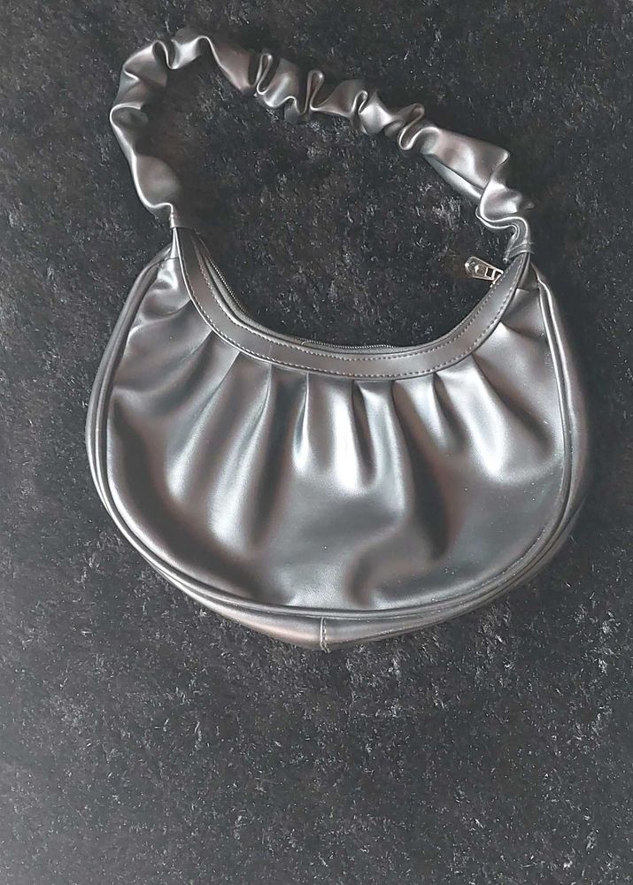 Black Purse