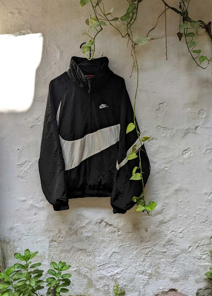 Nike Swoosh Windbreaker Jacket