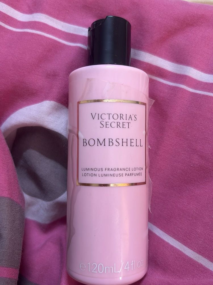 Victoria's Secret Bombshell Luminous Lotion