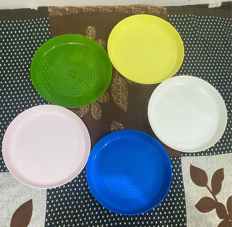 Set Of 5 IKEA plates