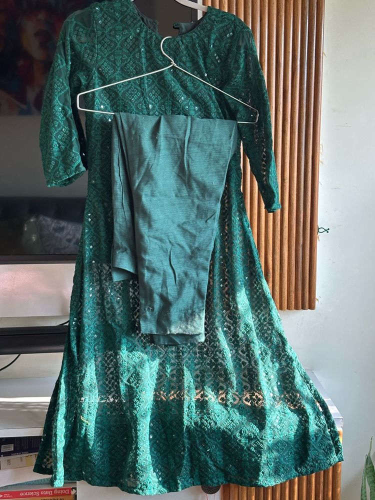 Tailored Made - Green Embroidered Kurta Set