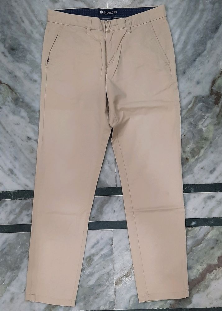 MEN&#39;S CHINOS