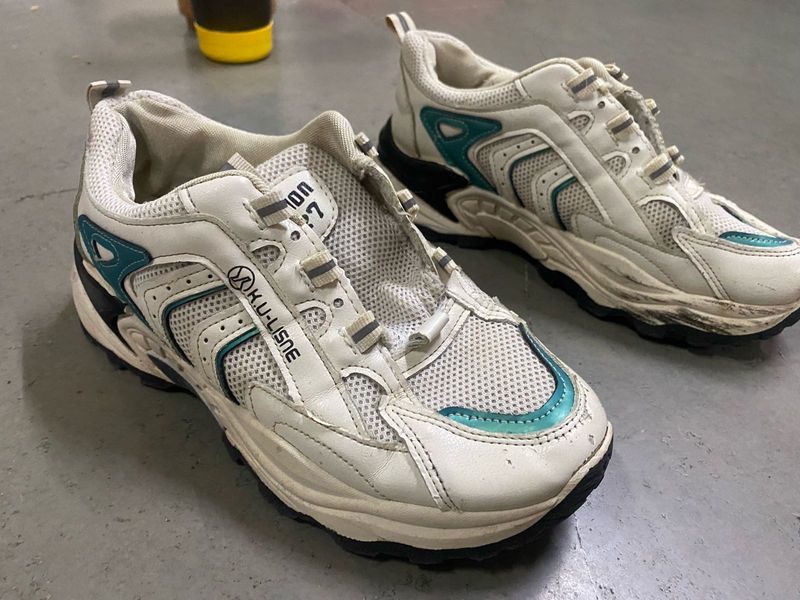 Vintage Style Athletic Shoes