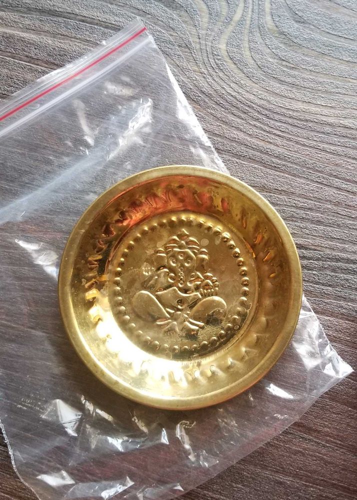 Ganesha Showpiece Plate