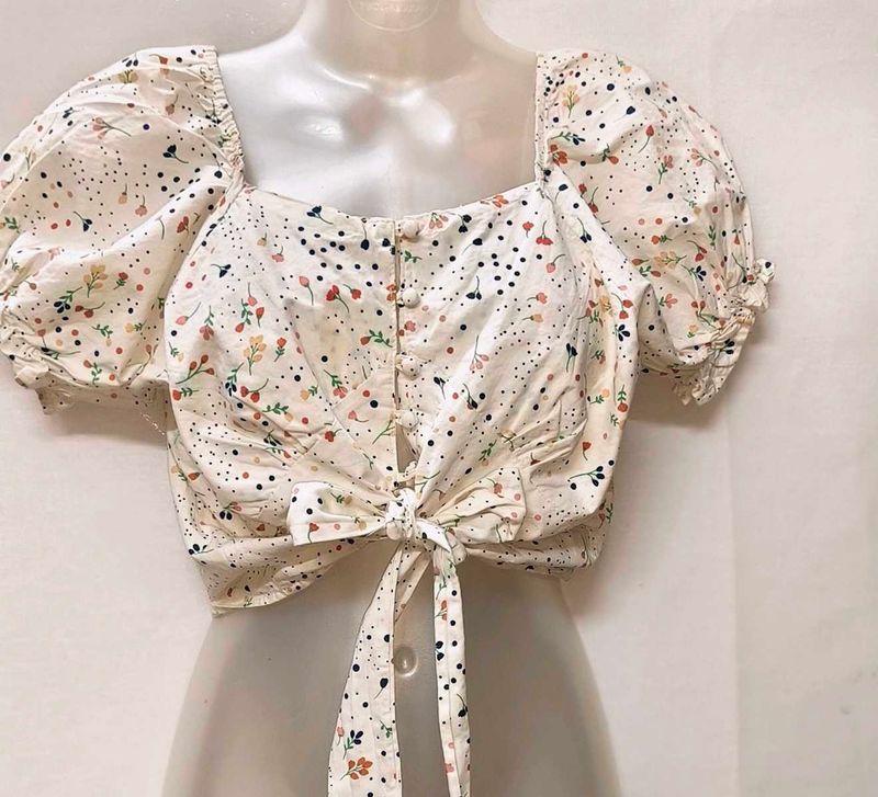 Mini Floral White Top Small Size/ Fixed Price