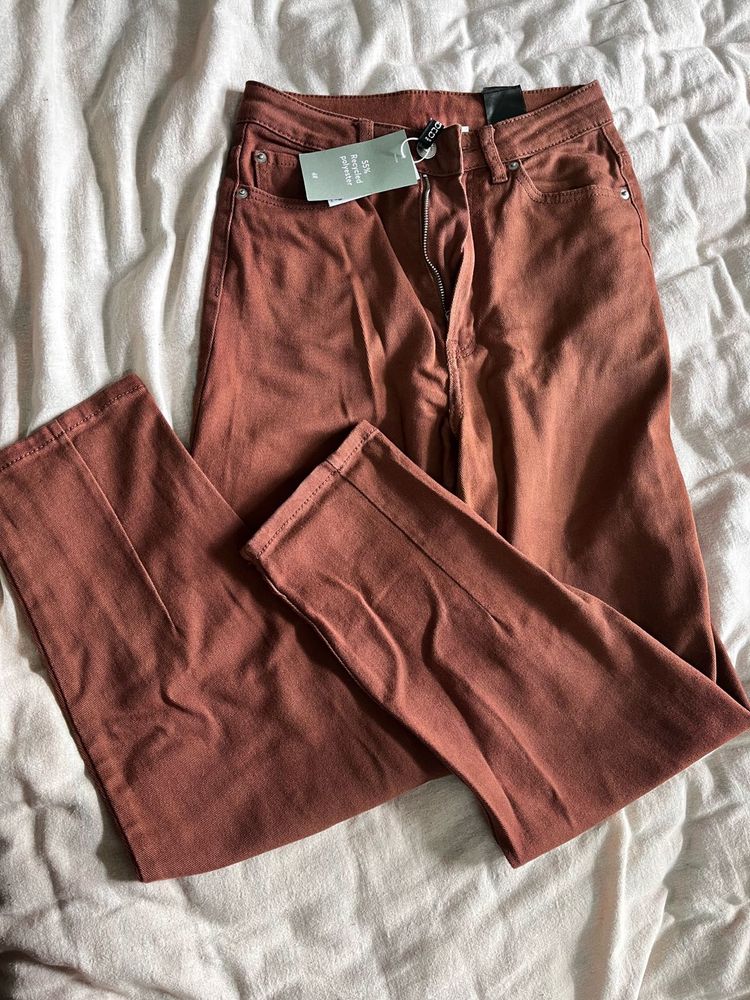 H&amp;M Brown High Waist Jeans