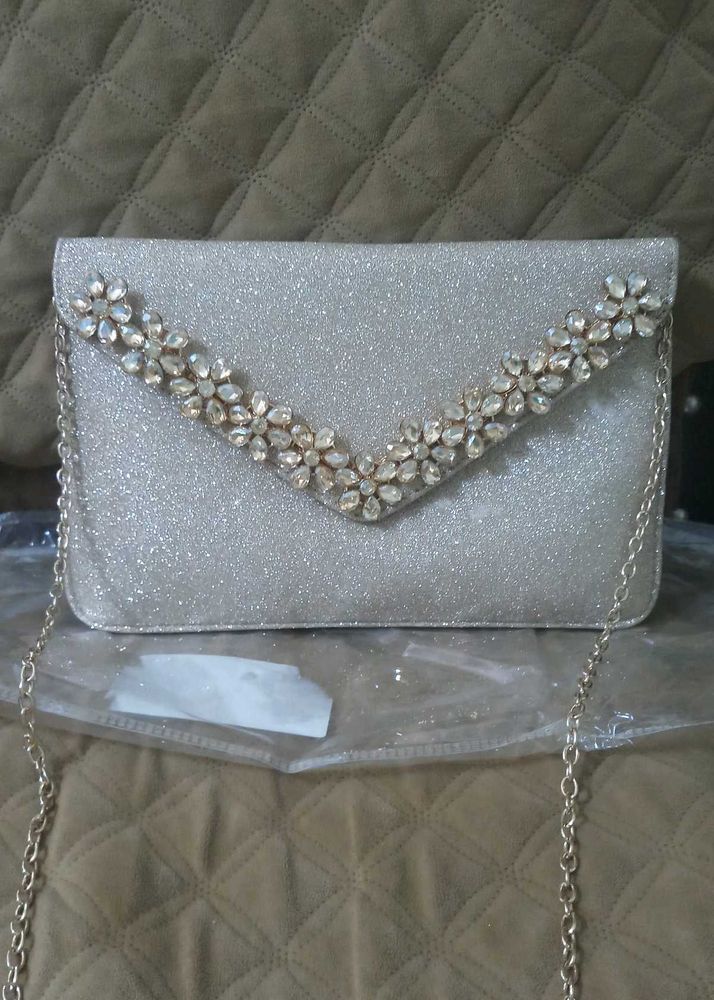 Stelatoes Golden Clutch