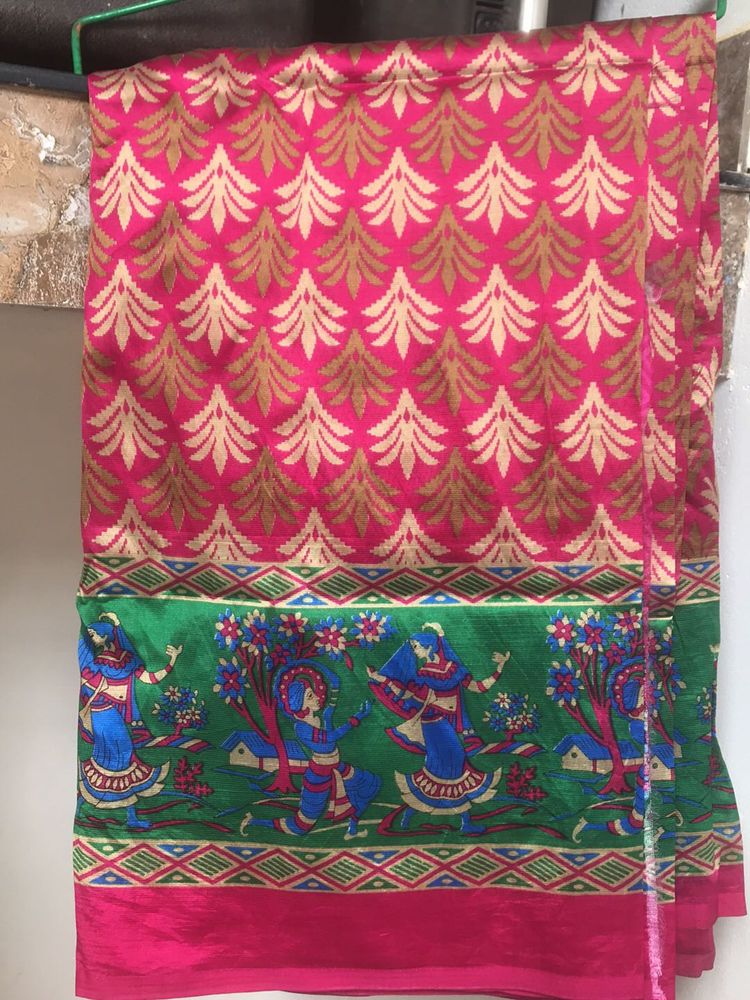 Pink &amp; Green Patterned Saree