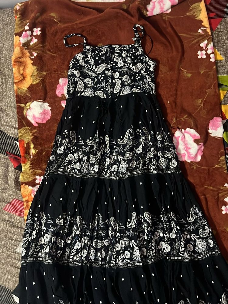 Zudio Black Maxi
