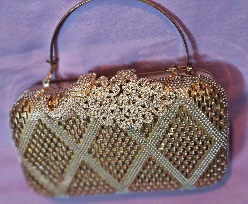 Sparkling Gold Clutch ✨