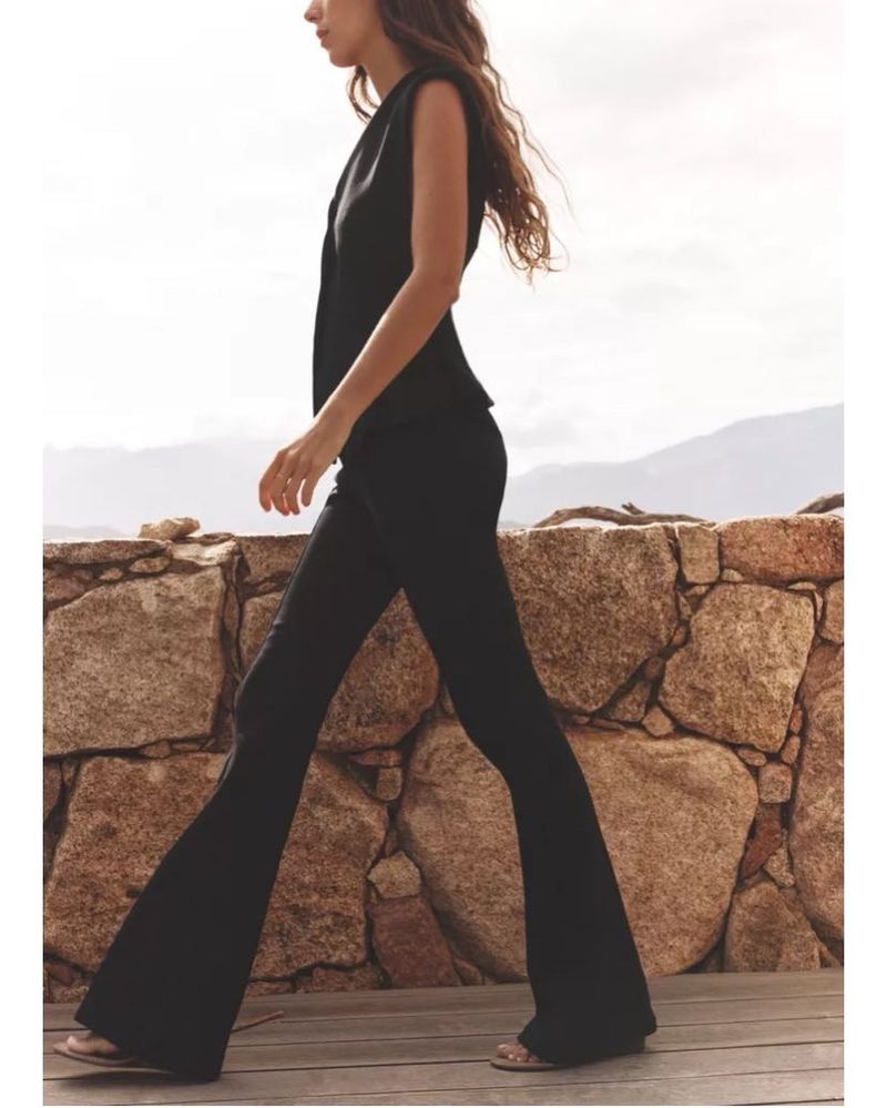 🔥 Black Flared Bootcut Trousers