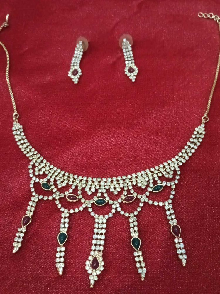 Necklace With Earing
