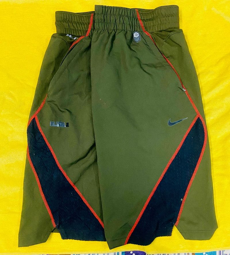 Nike LeBron Shorts Basketball 🏀