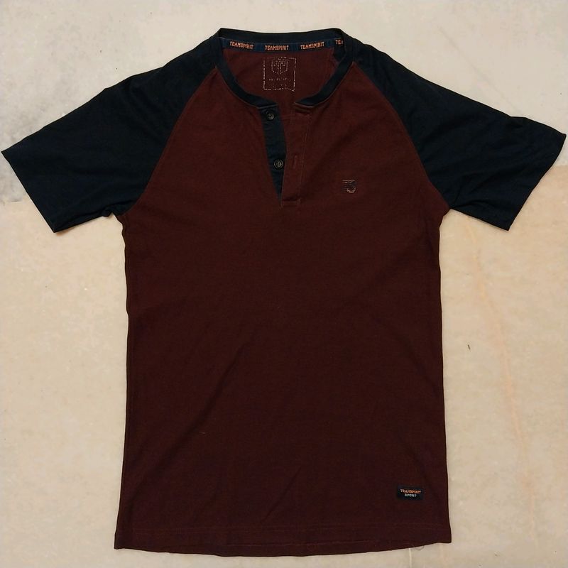 Henley Neck Tshirt
