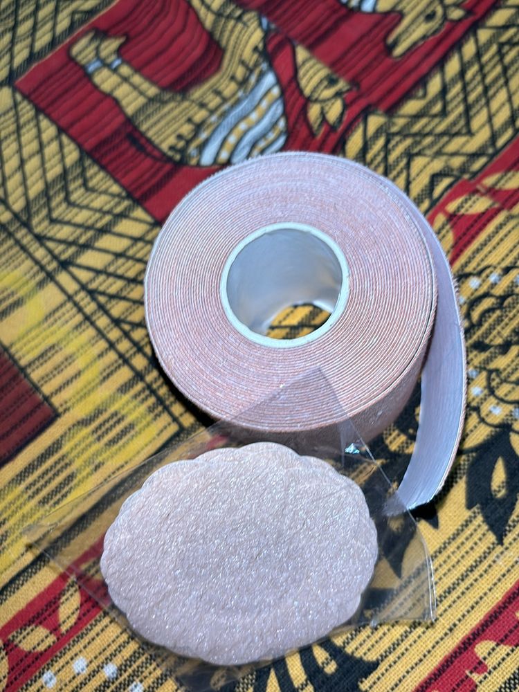 Boob tape and 8 nipple pasties