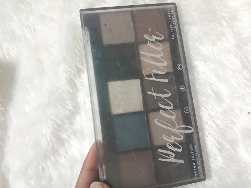 NYX Eyeshadow Palette