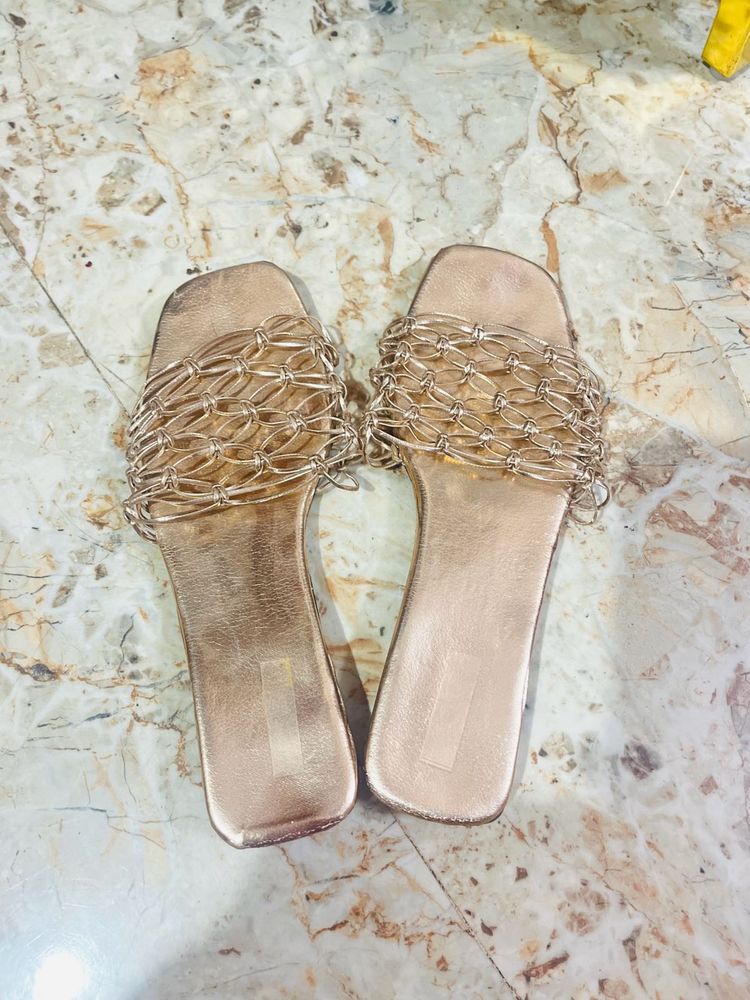 knit style flats💫