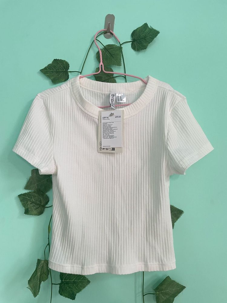 White Fitted T-shirt
